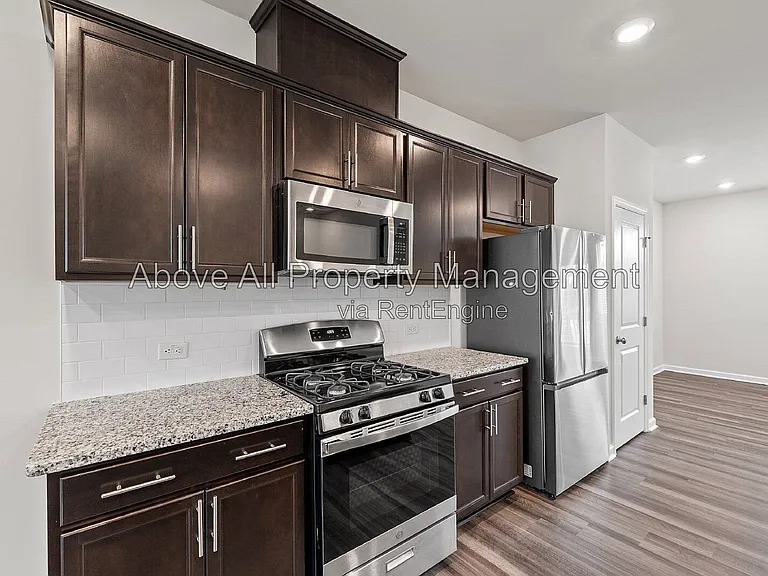 1035 Shoreside Dr — Photo 18