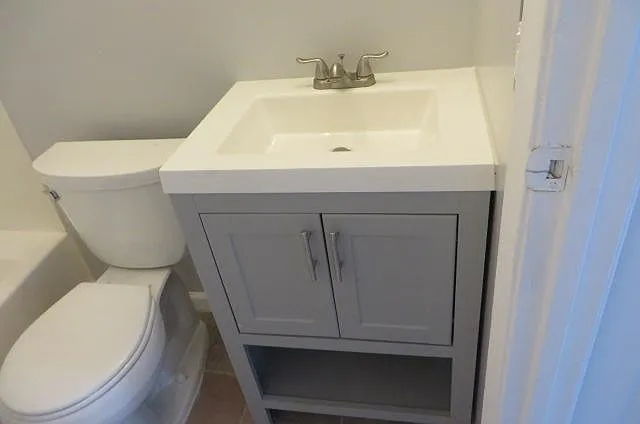 24325 Detroit Rd — Photo 17