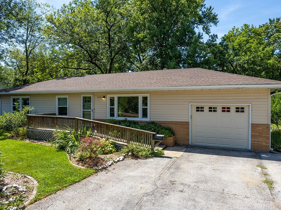 1st image of 223 Calvin Dr