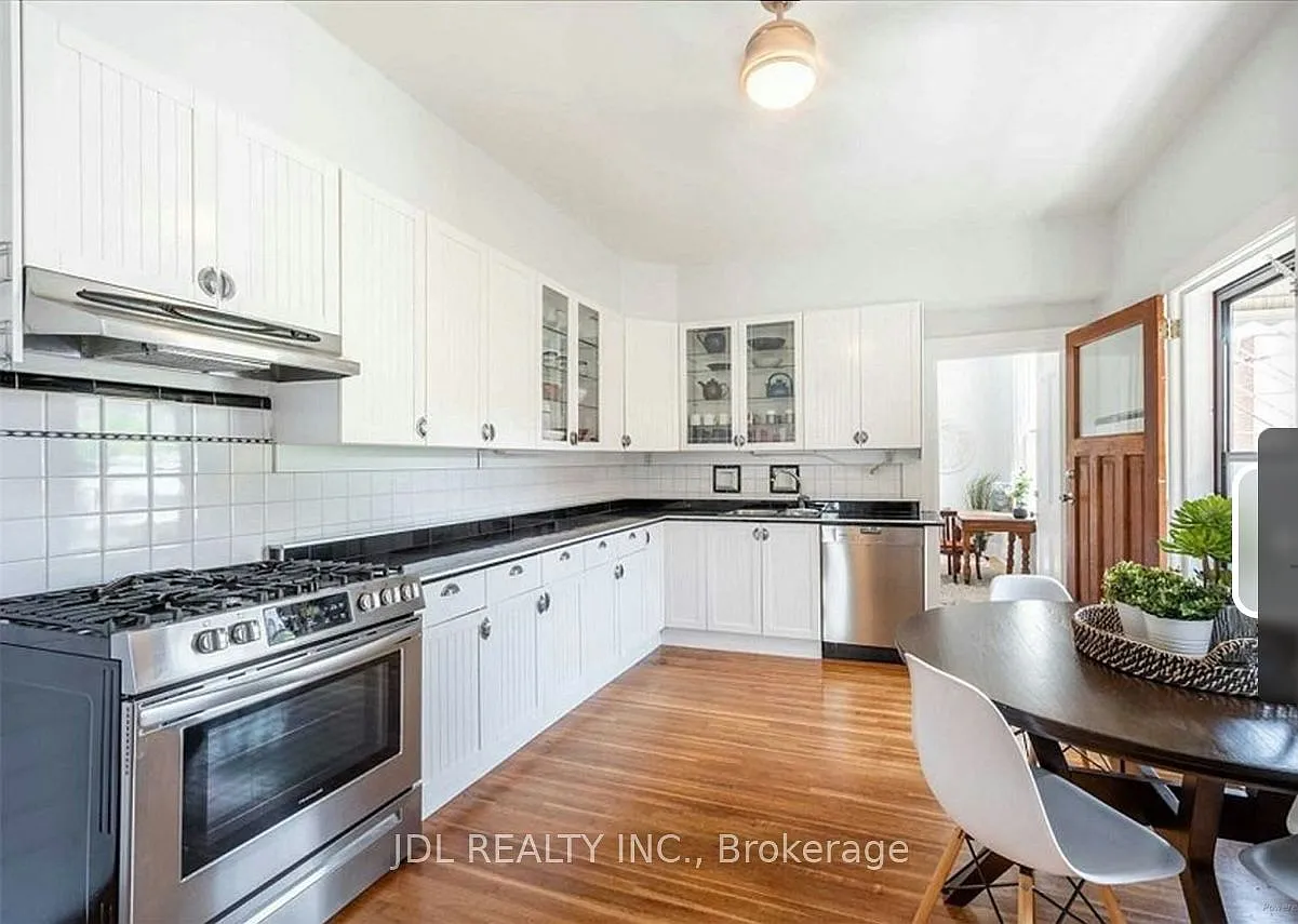 1 bed, $1,269 — Photo 2