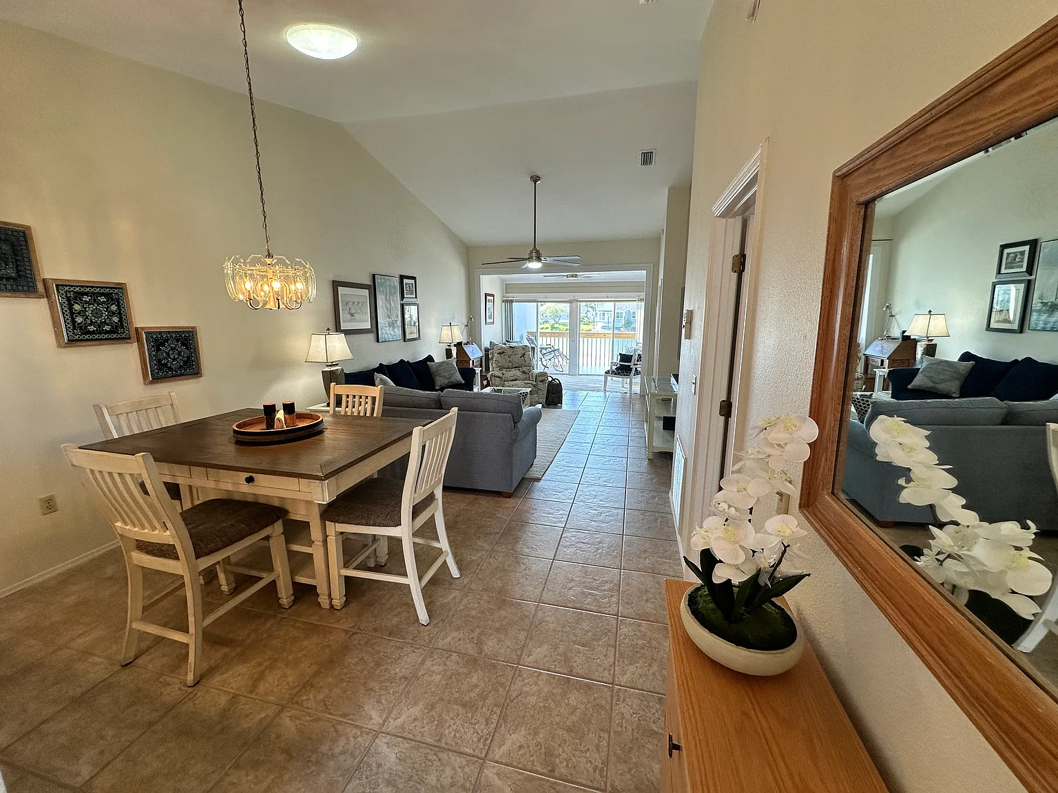 2 bed, 1453 sqft, $2,500 — Photo 4