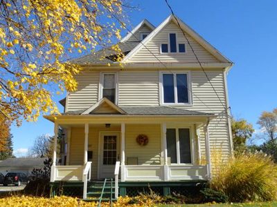 317 S 8th St, Monmouth, IL, 61462