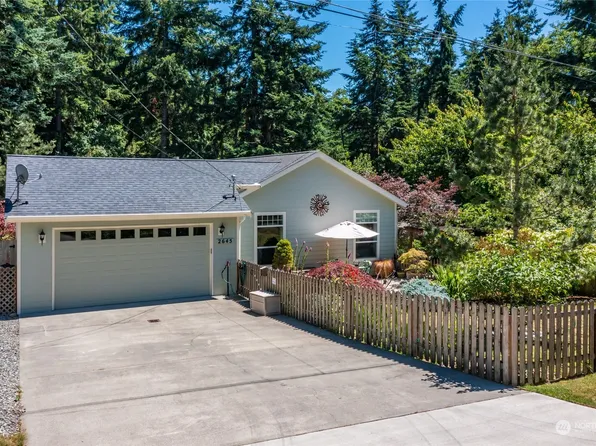 2645 Van Dee Avenue, Greenbank, WA 98253