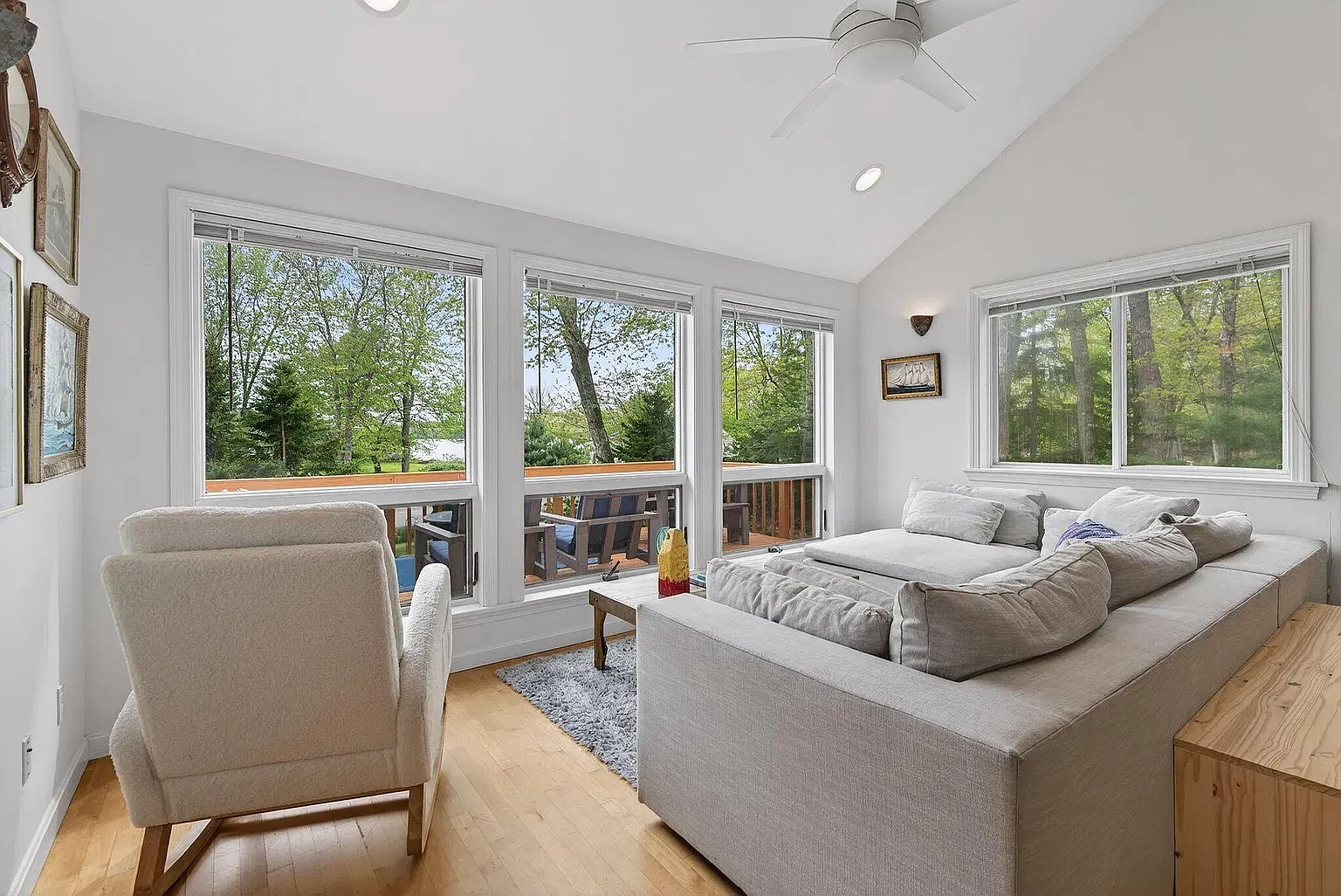 2 bed, 1764 sqft, $3,200 — Photo 4