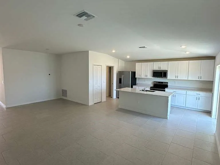 11918 Savanna Lakes Blvd — Photo 11