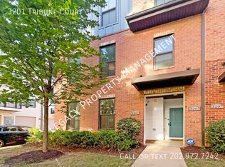3201 Tribune Ct, Hyattsville, MD 20782
