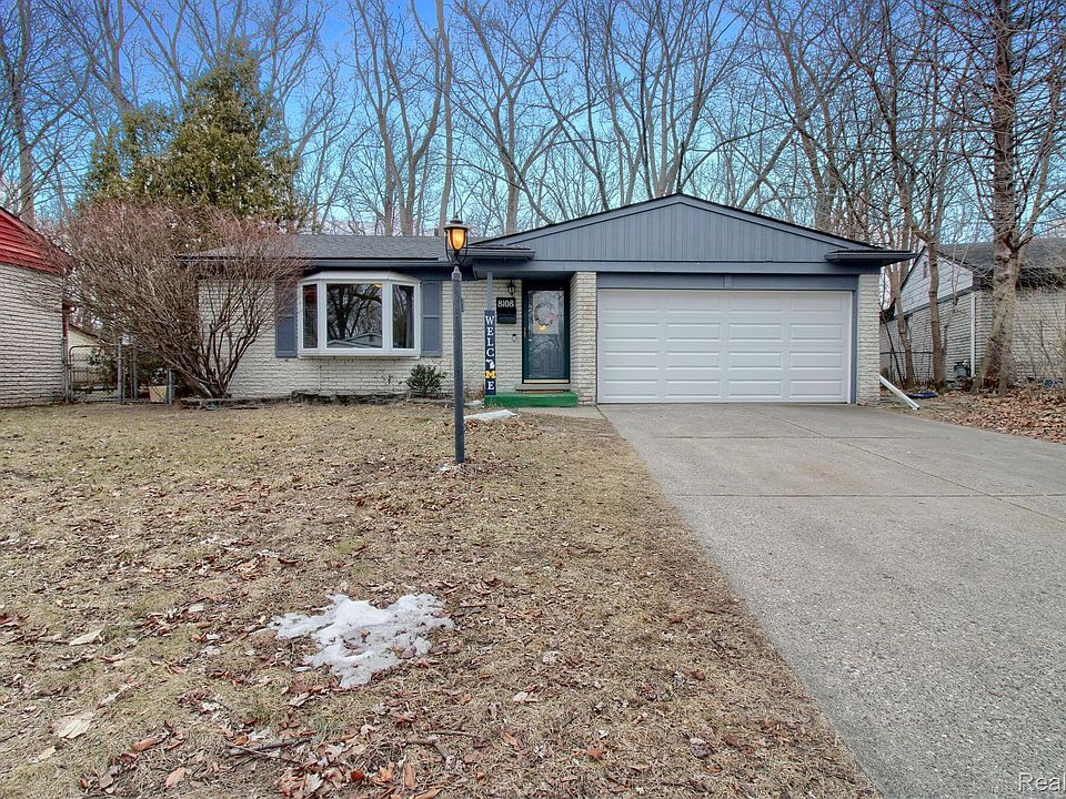 1st image of 8108 Orhan St