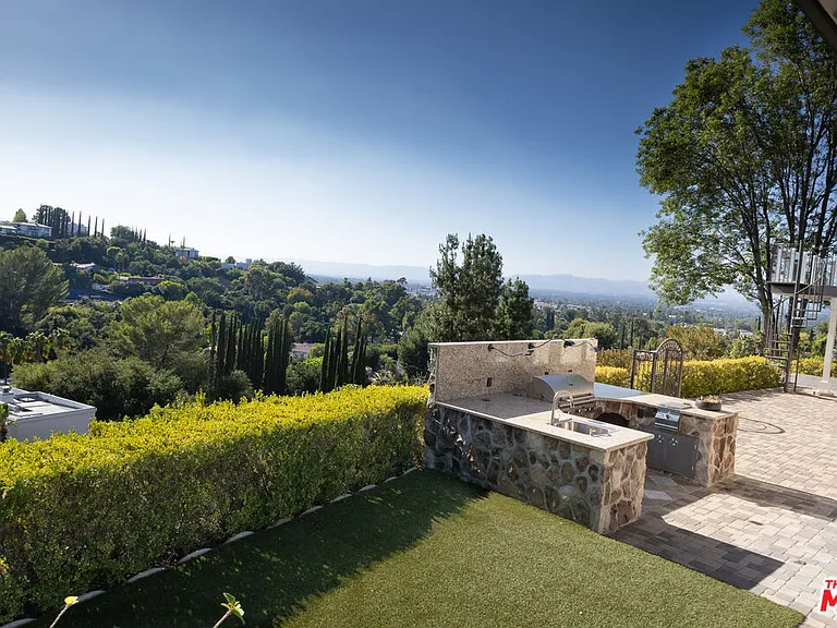 17108 Oak View Dr — Photo 48