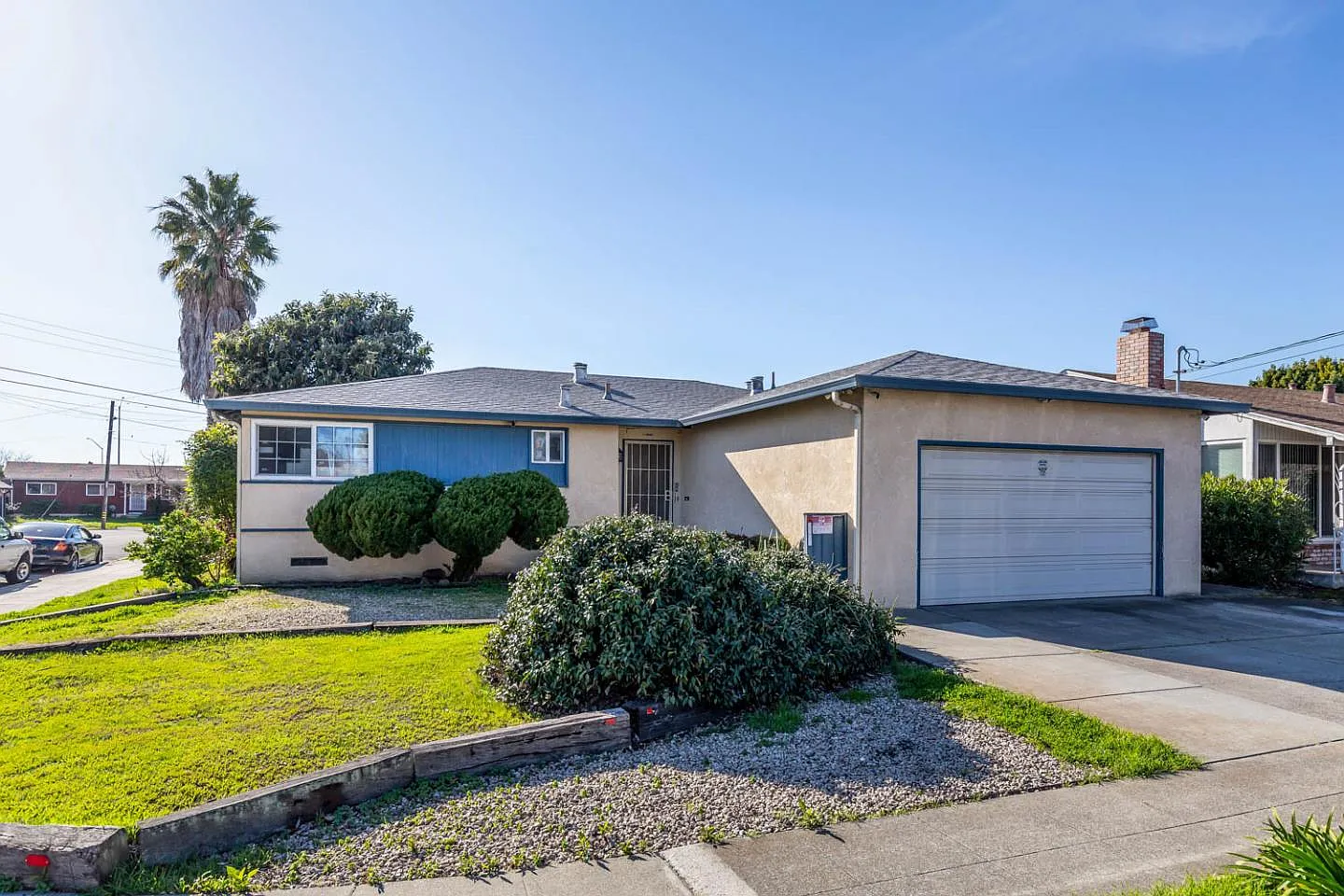 23795 Lynn St photo 1