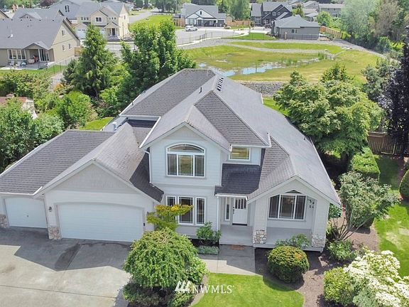 Aerial view of home>