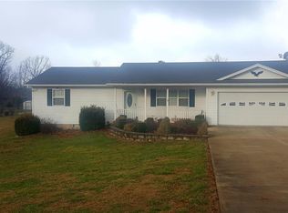 13702 Sunflower Ln, Plato, MO 65552