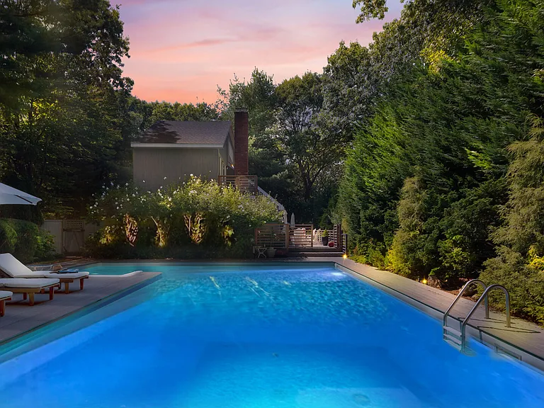 39 Montauk Ave — Photo 34