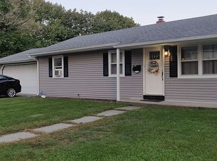 104 Daggett St, Moosup, CT 06354