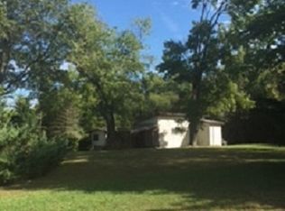 7860 E Westlake Dr, Robinson, IL 62454