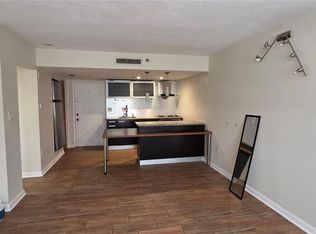 701 S Madison Ave APT 407, Clearwater, FL 33756