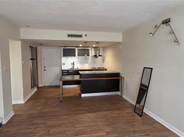 701 S Madison Ave, Clearwater, FL