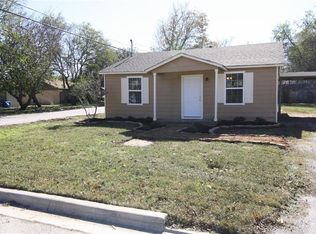8501 Sussex Ct, White Settlement, TX 76108