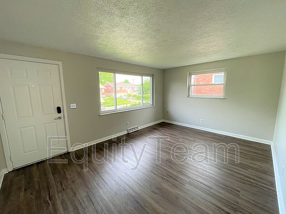 2nd image of 9290 Wilcox Dr