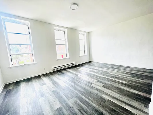 Rented by null | media 17