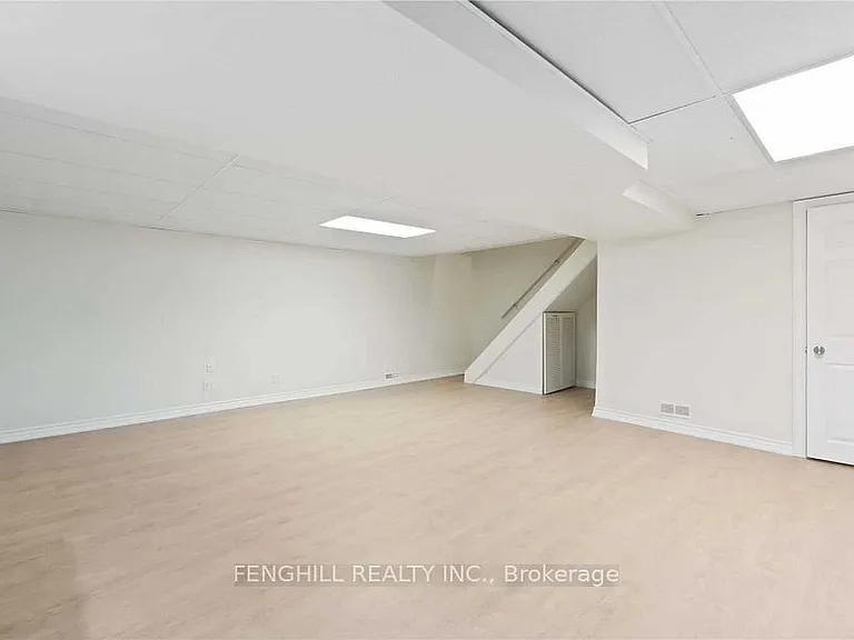 786 Botany Hill Cres — Photo 11