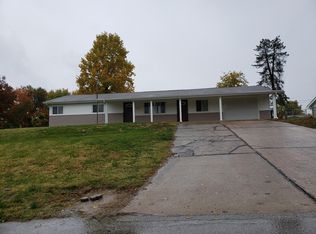 4006 West Dr, Saint Peters, MO 63376