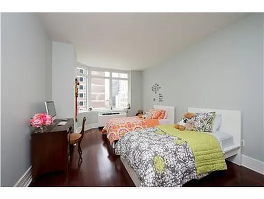 Rented by Keller Williams NYC | media 14