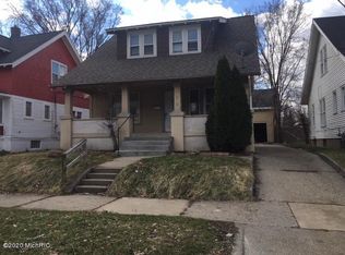 656 Lynch St SW, Grand Rapids, MI 49503
