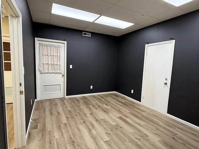 311 N Jackson St #4 — Photo 9