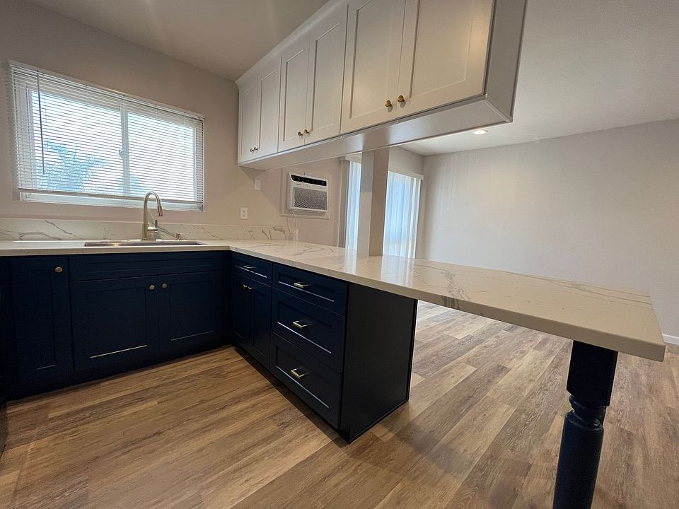 1st image of 4770 32nd St APT 4