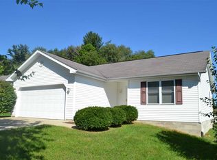 383 E Cardinal Glen Dr, Bloomington, IN 47401