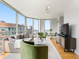 645 N Kingsbury St APT 2002, Chicago, IL 60654