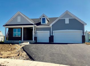 9272 Enstrom Ln, Huntley, IL 60142