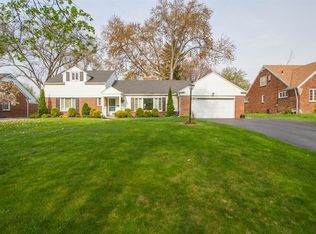 3011 Barrington Dr, Toledo, OH 43606