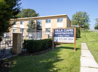 Villa Capri - 1722, Columbia, MO 65201