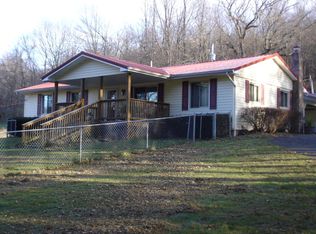 159 Hamilton St, Pounding Mill, VA 24637