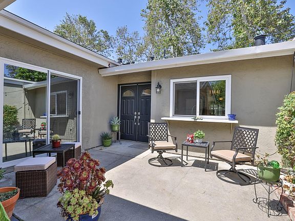 3rd image of 1119 Silver Oak Ct