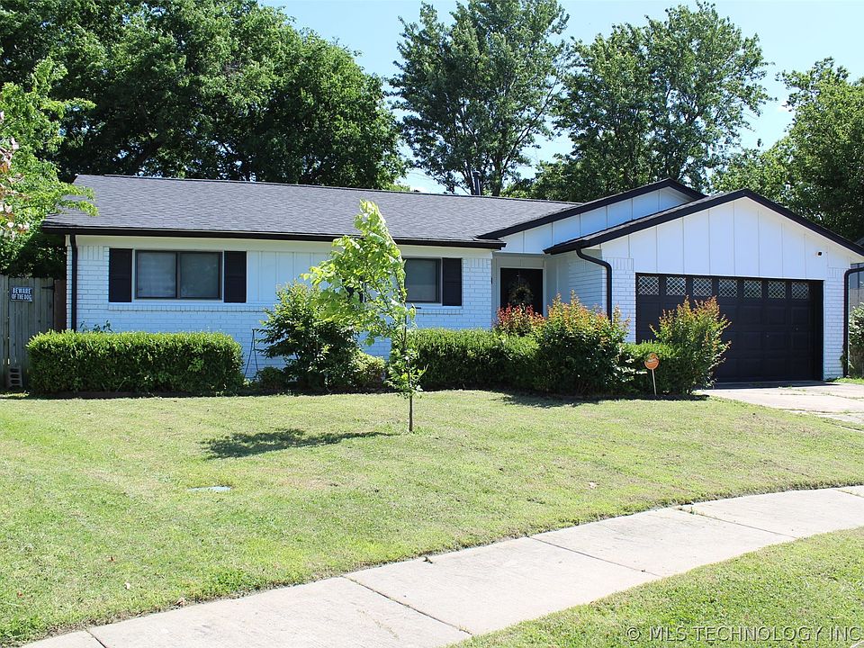 1st image of 10976 E 36th Pl
