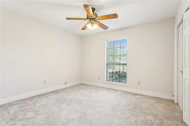32 Beth Dr — Photo 12