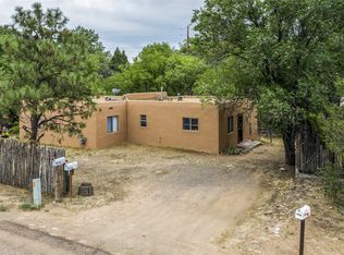 1705 Montano St, Santa Fe, NM 87505