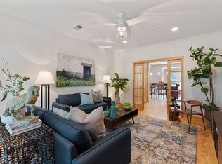 2904 N Cambridge Ave #102, Milwaukee, WI 53211