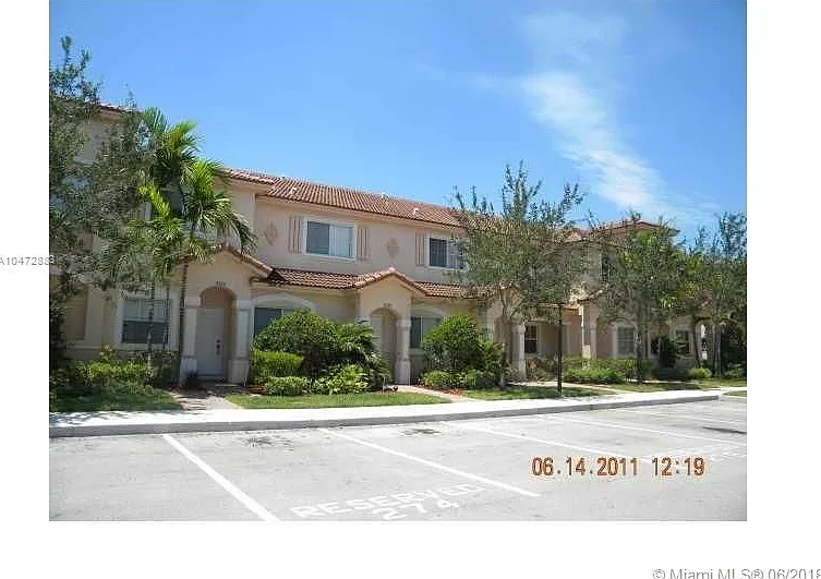 8352 SW 27th St #MURANO — Photo 1