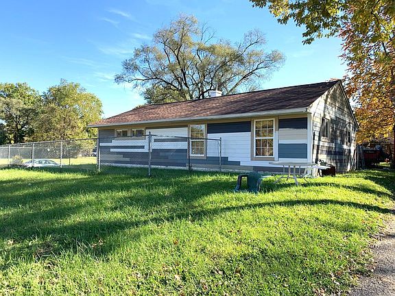 4th image of 2219 Hanna Dr