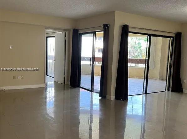8830 SW 123rd Ct #I303, Miami, FL 33186