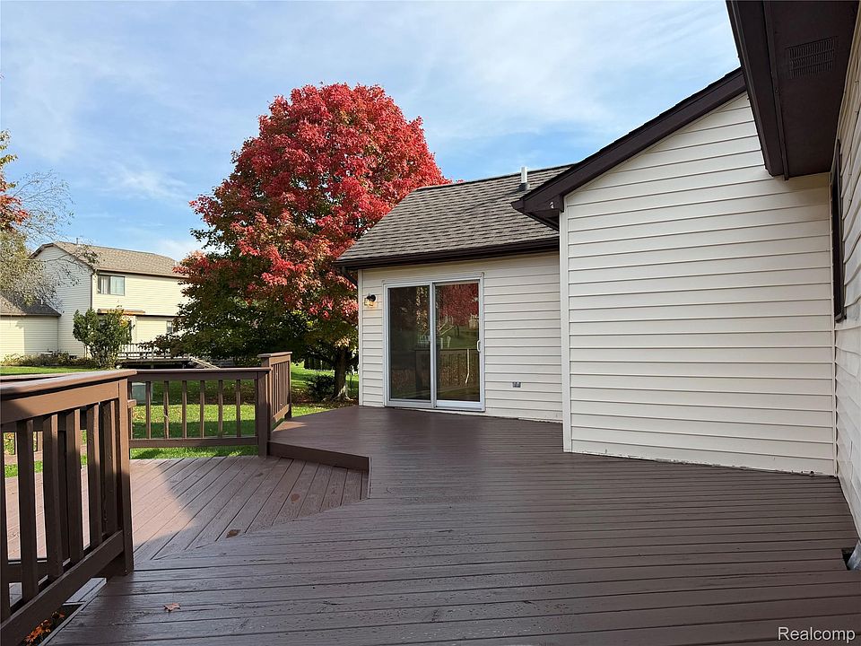 24492 Riverview Ln, photo 26