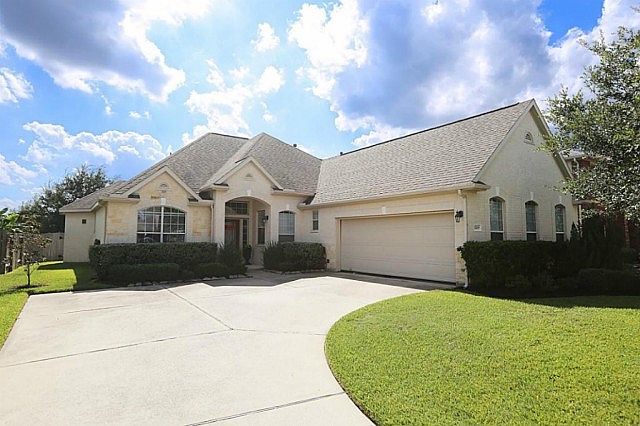 1st image of 22619 Two Lakes Dr