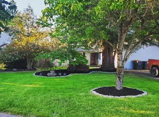 9002 NE 195th St, Bothell, WA 98011