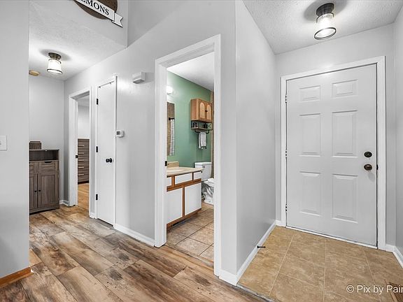 4th image of 710 Redwood Ct
