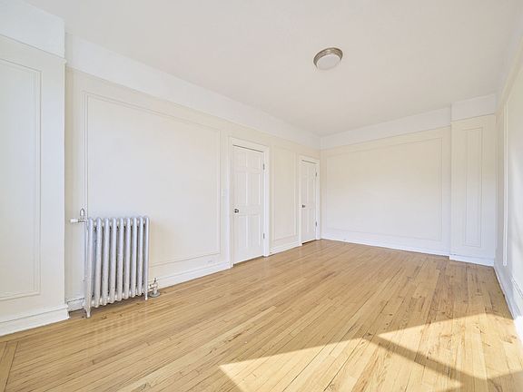 4th image of 370 Fort Washington Ave APT 206