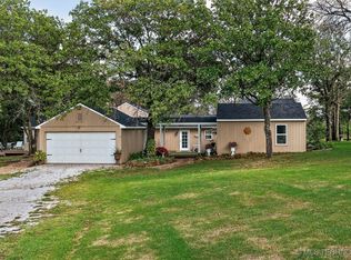 206 County Road 3001, Bartlesville, OK 74003