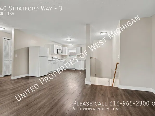 440 Stratford Way #3, Holland, MI 49423